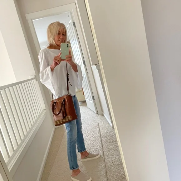 Coach mid-sized cross body purse - Picture 4 of 5